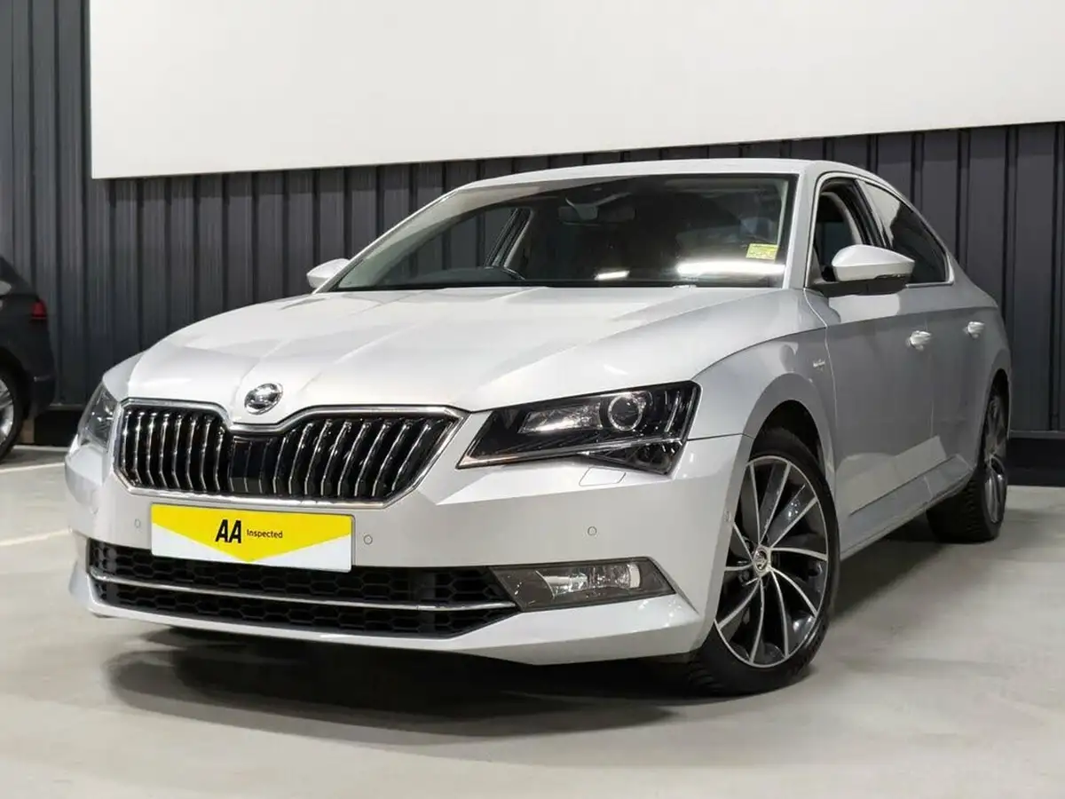 2018-skoda-superb-20-tsi-laurin-klement-280ps-4x4-ss-hatchback-big-3