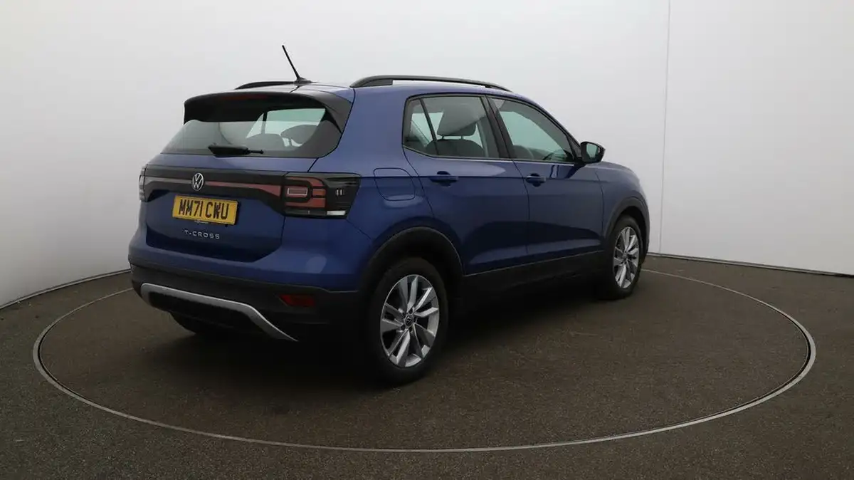 2021-volkswagen-t-cross-big-46