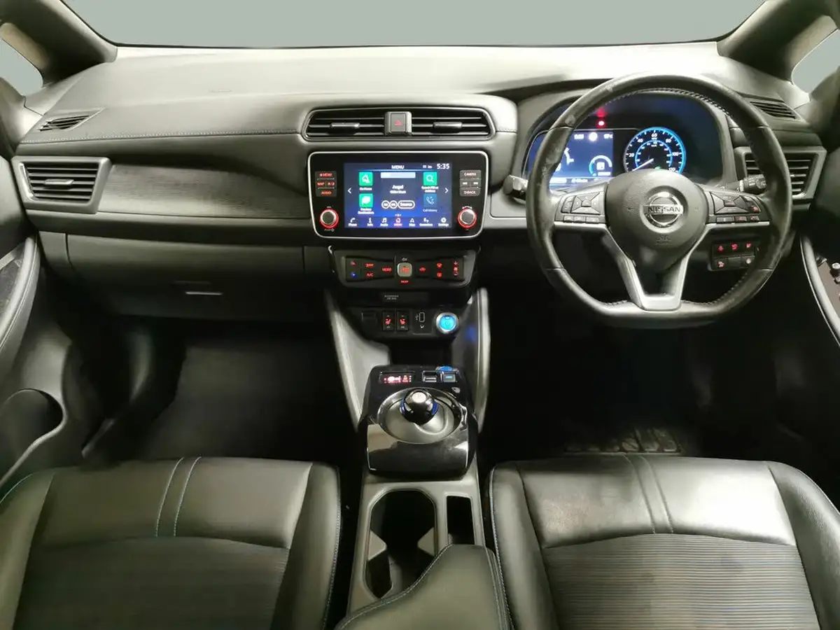2020-nissan-leaf-e-n-connecta-big-1
