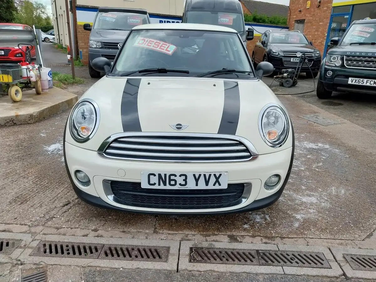 2013-mini-cooper-16td-one-d-90bhp-sport-chili-big-7