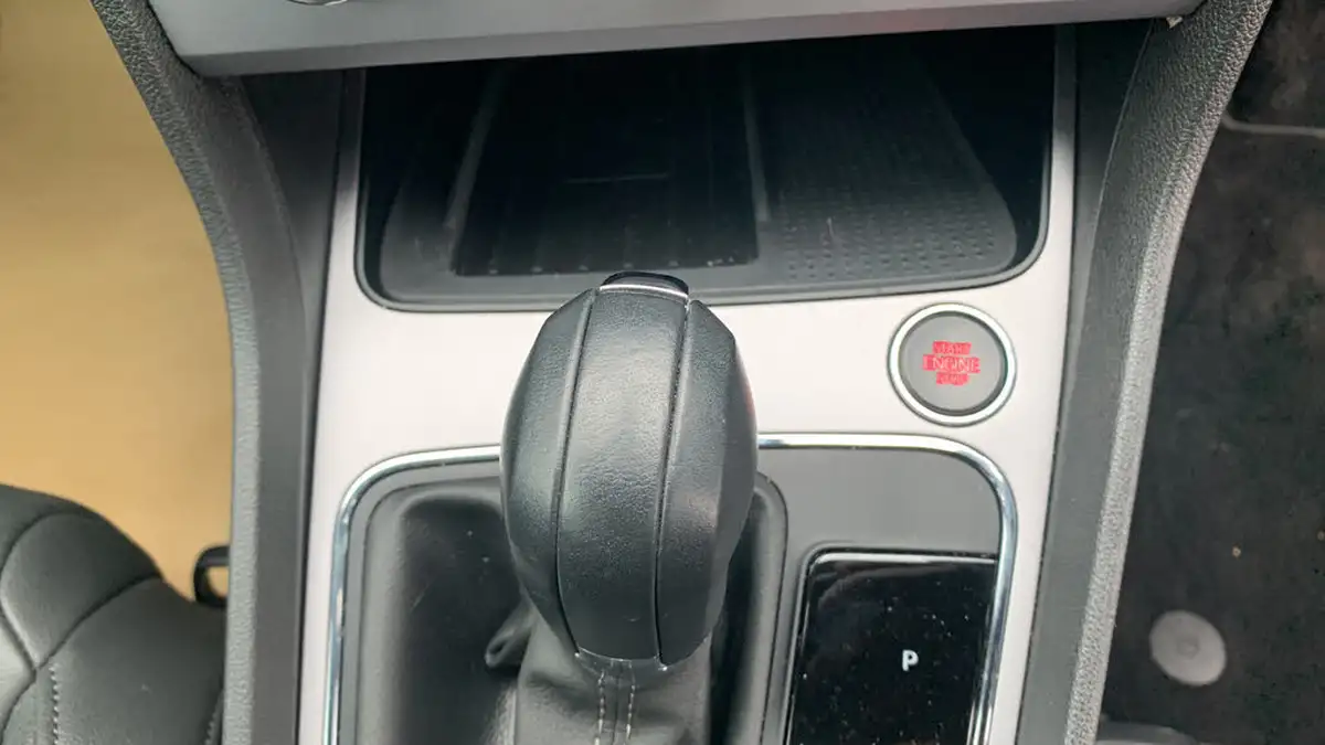 2020-seat-leon-20tdi-xcellence-lux-hatchback-dsg-big-39