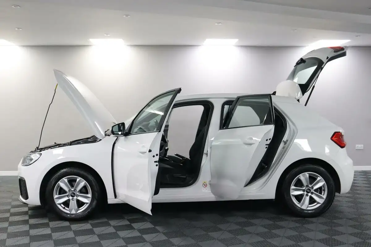 2020-audi-a1-10-25-tfsi-technik-big-3