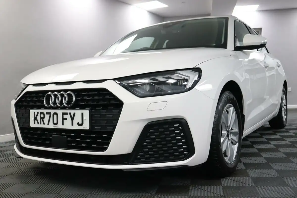 2020-audi-a1-10-25-tfsi-technik-big-23