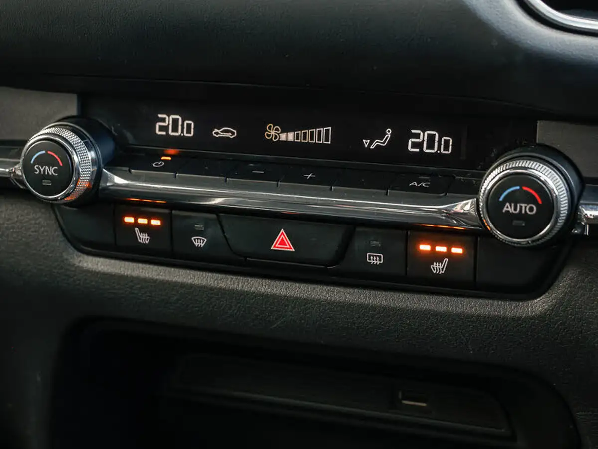 2021-mazda-cx-30-20-e-skyactiv-x-sport-lux-big-17