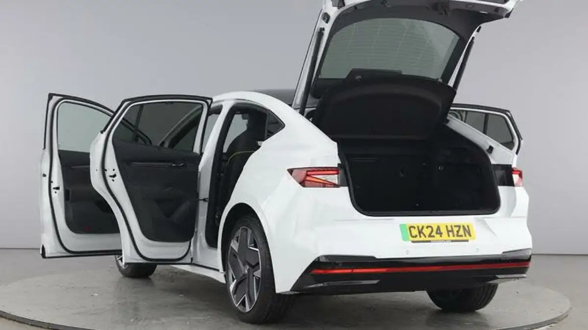 2024-skoda-enyaq-e-vrs-coupe-big-10