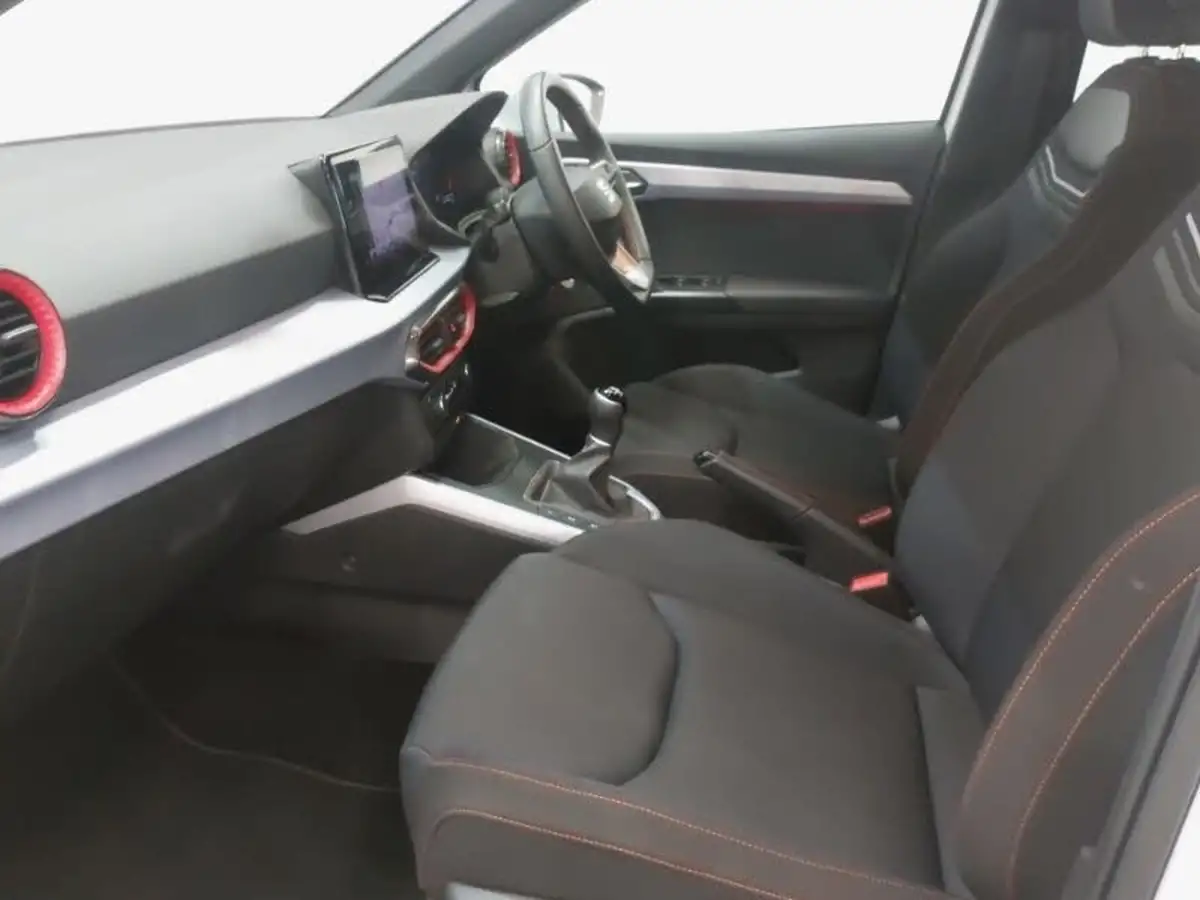 2024-seat-arona-10-tsi-fr-110ps-big-4