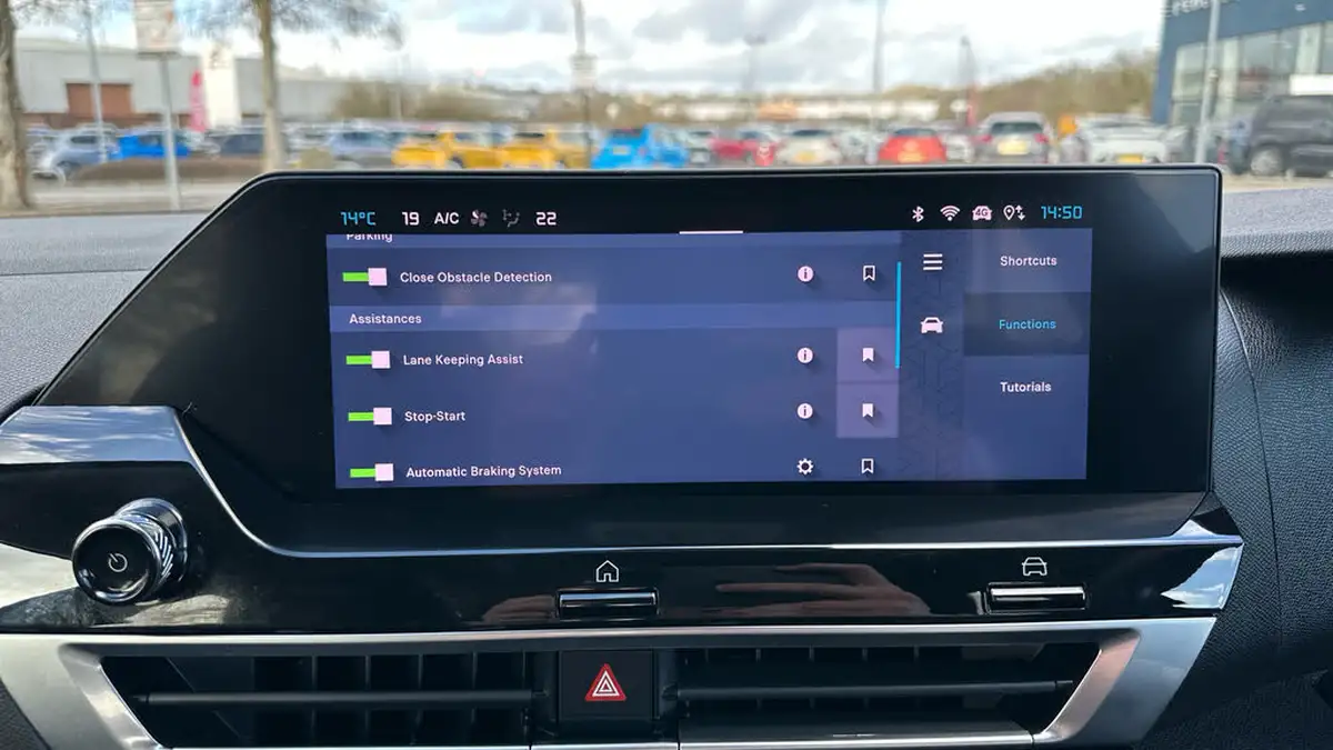 2024-citroen-c4-x-12-puretech-max-130ps-ss-eat8-big-29
