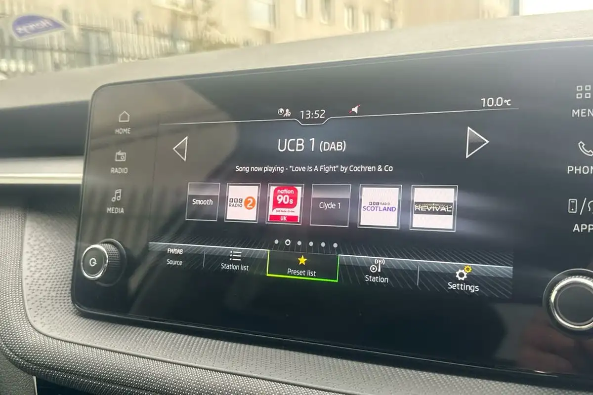 2024-skoda-fabia-10-mpi-colour-edition-big-18