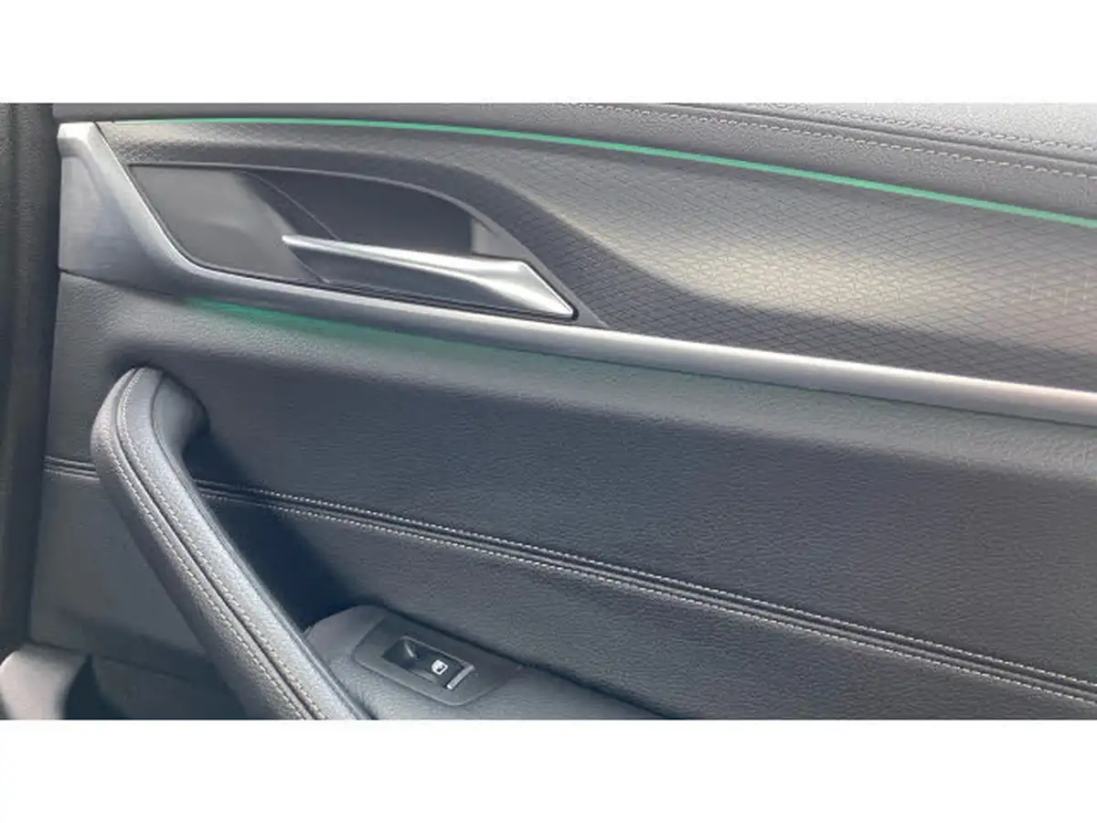 2022-bmw-5-series-20-530e-m-sport-saloon-4d-big-29