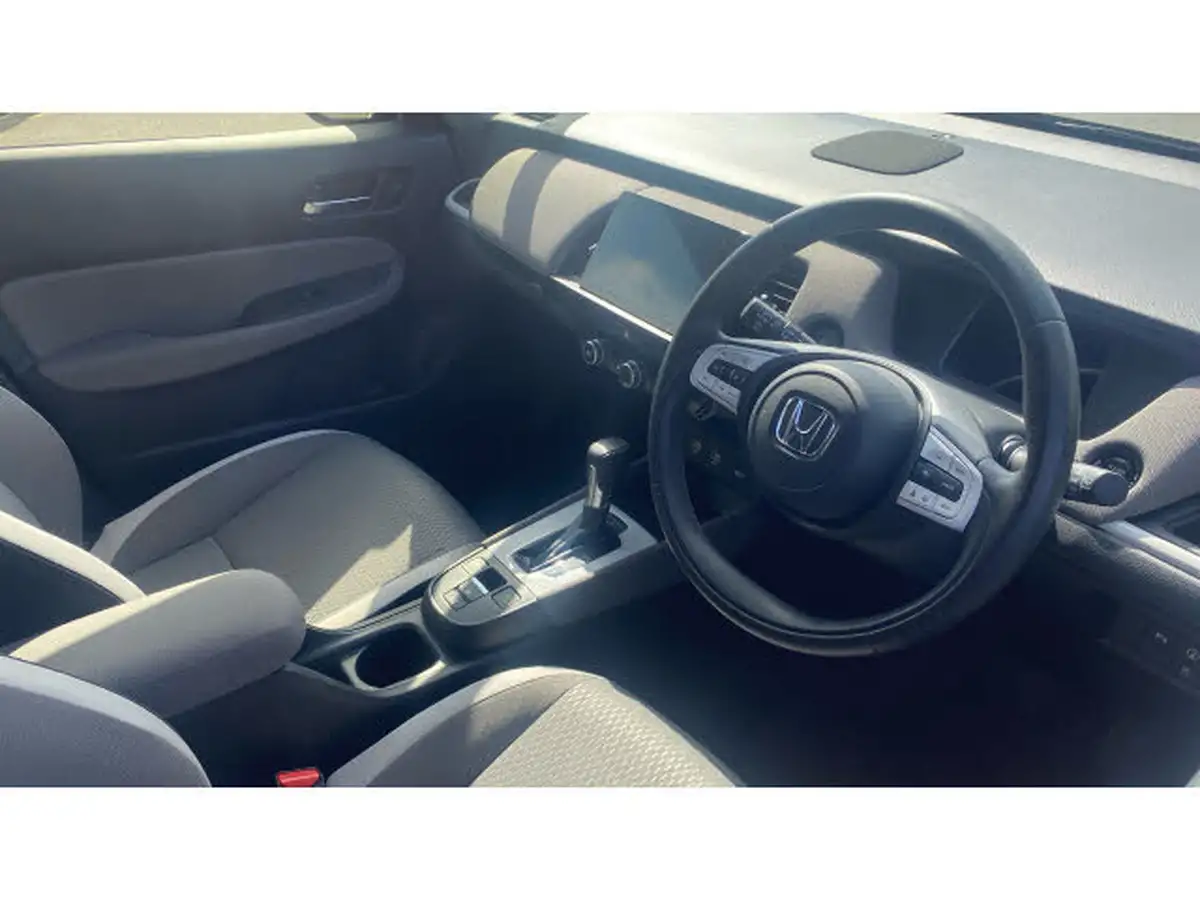 2023-honda-jazz-15-i-mmd-crosstar-ex-big-15