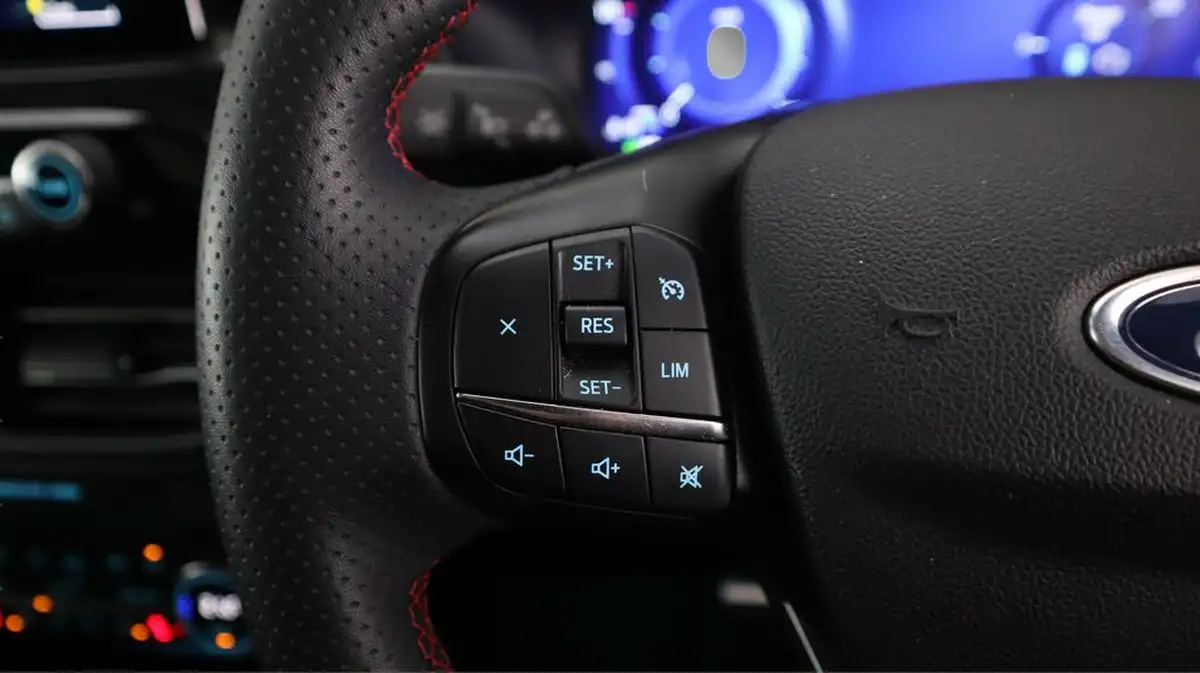 2022-ford-kuga-25t-st-line-x-edition-225ps-phev-big-22