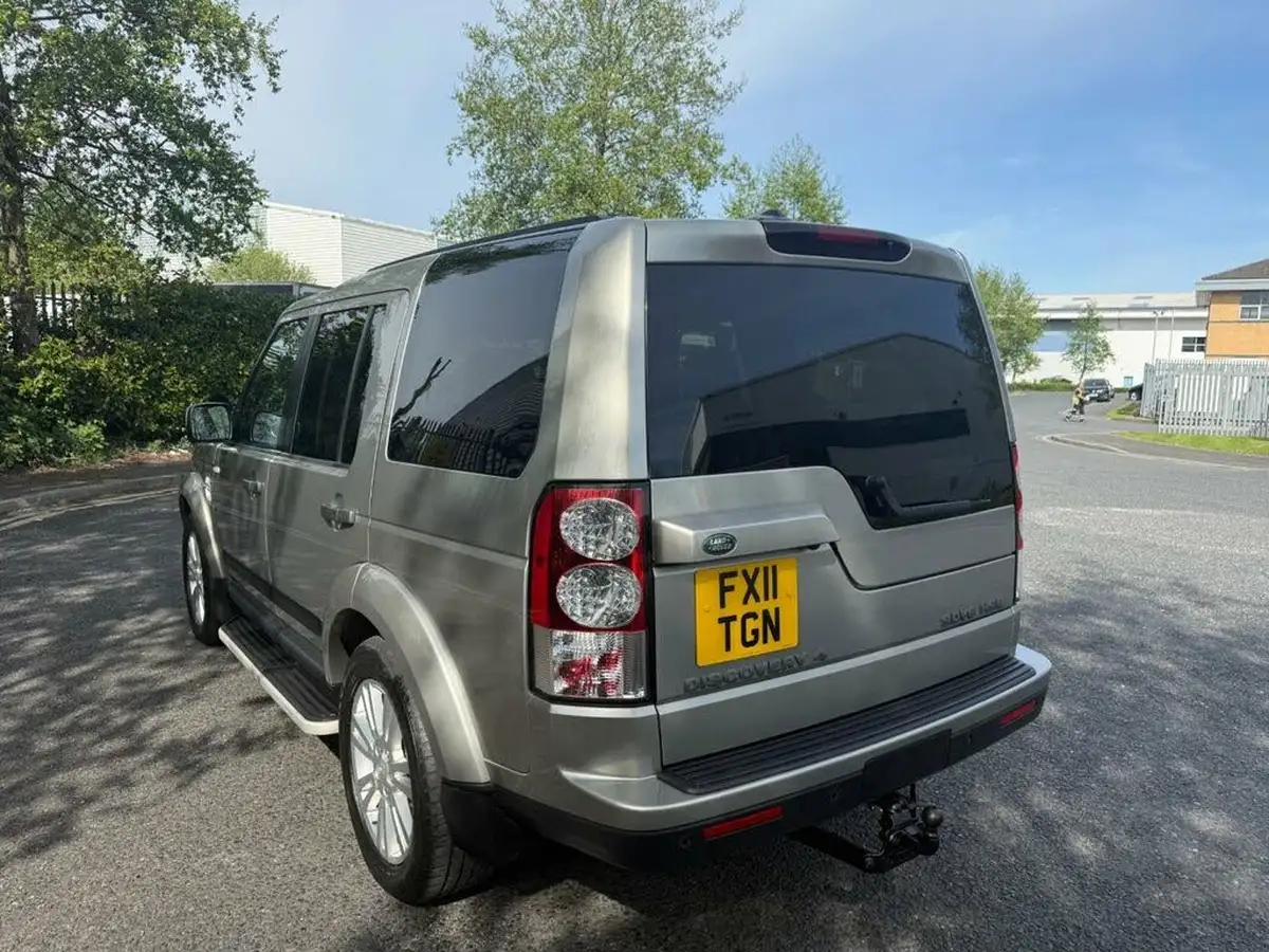 2011-land-rover-discovery-4-30td-hse-30sd-v6-auto-big-8