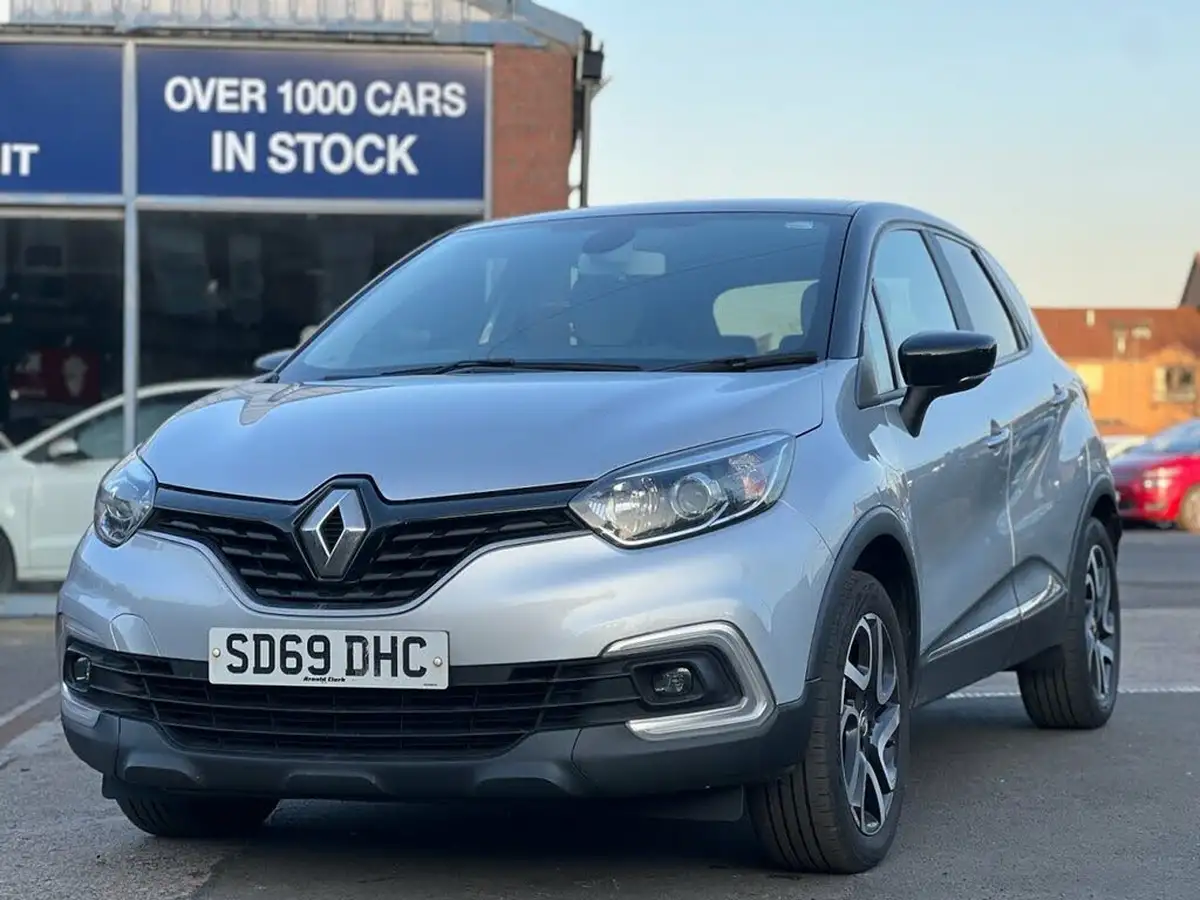 2019-renault-captur-13-tce-iconic-130bhp-ss-big-1