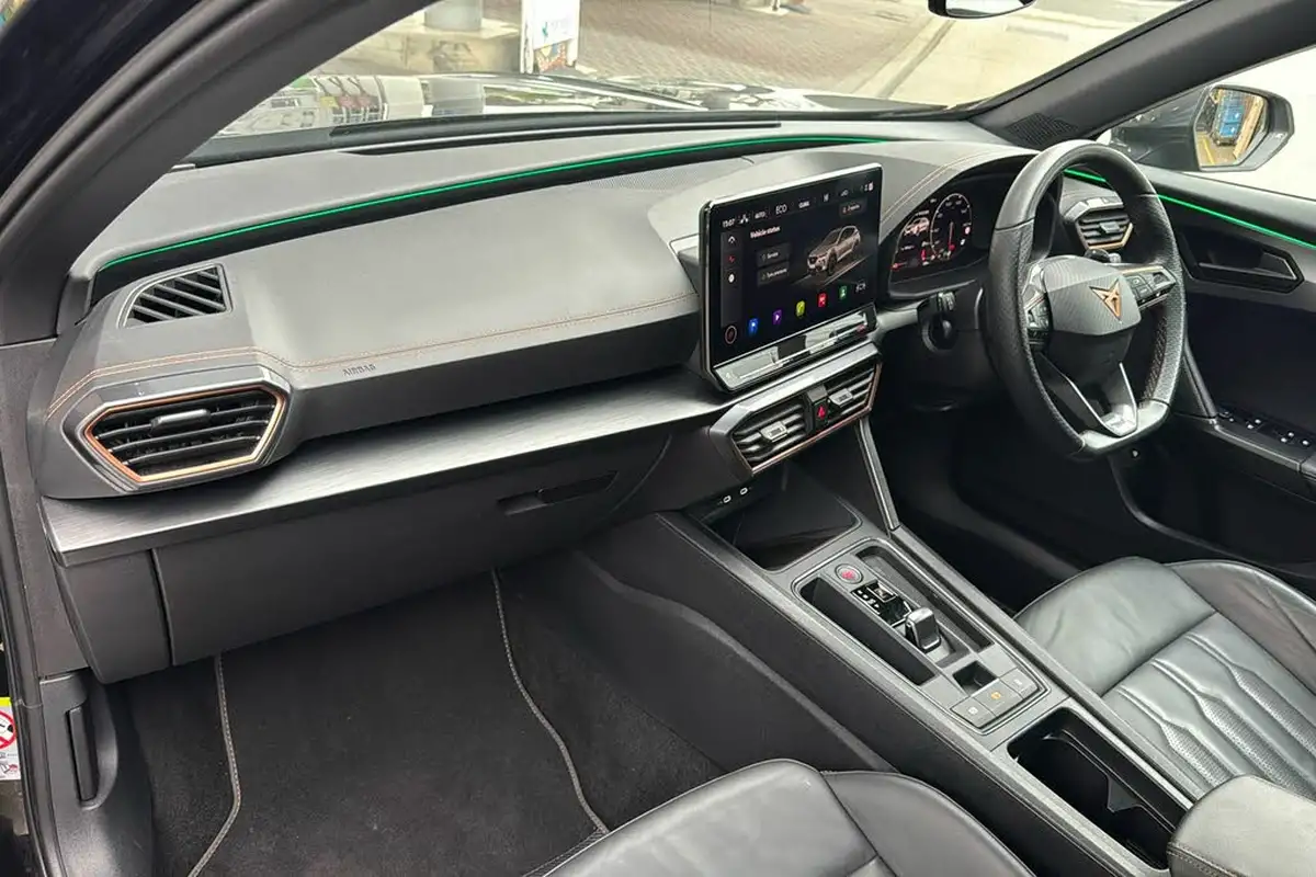 2024-cupra-formentor-14-e-hybrid-v2-big-2