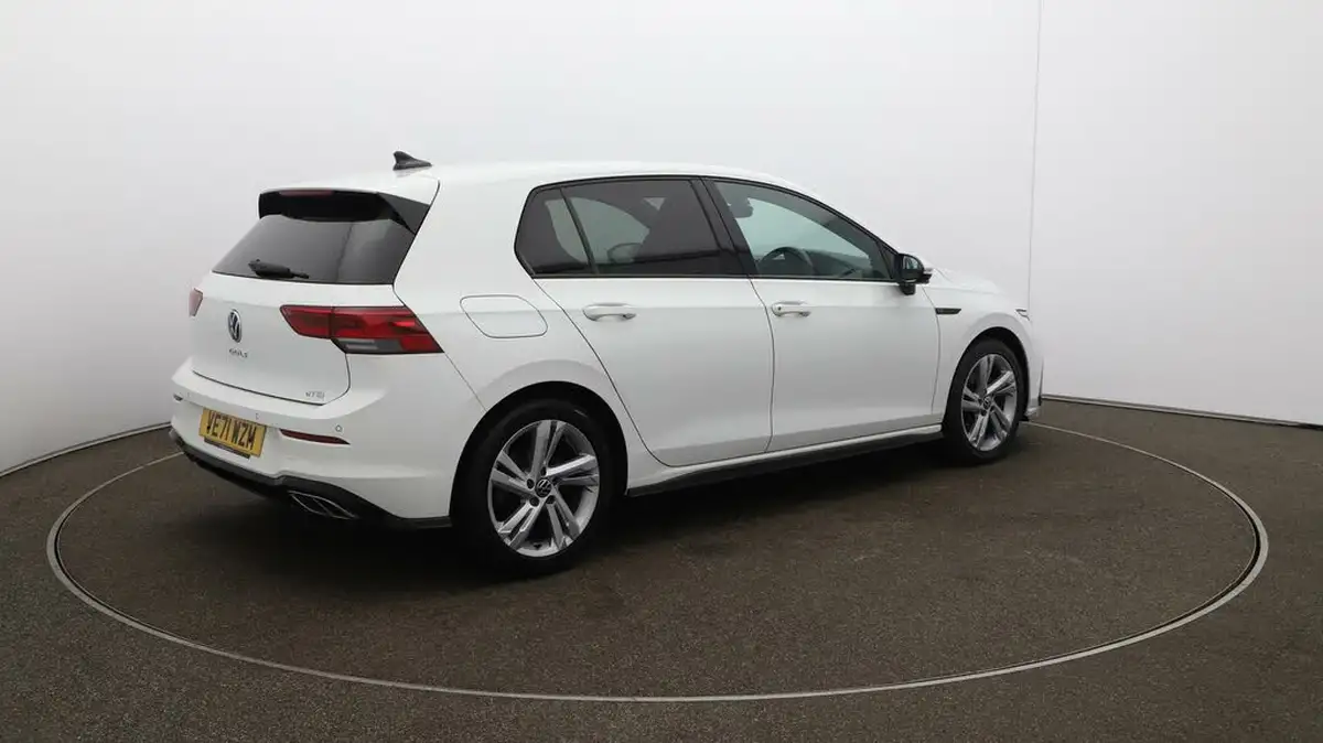 2022-volkswagen-golf-15-etsi-r-line-150ps-hatchback-big-45