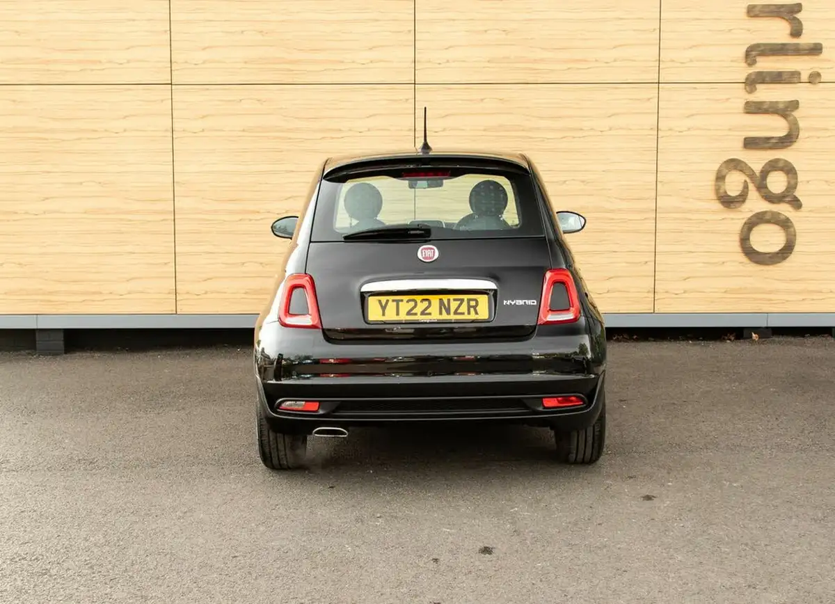 2022-fiat-500-10-hey-google-big-6