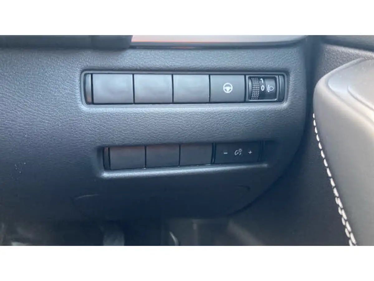 2024-nissan-qashqai-15-n-connecta-glass-roof-pack-big-55