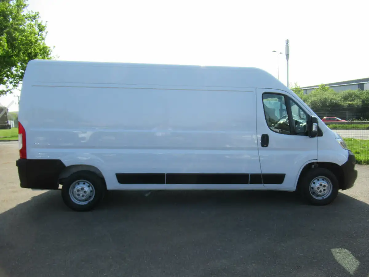 2022-vauxhall-movano-22cdti-l3-h2-3500-dynamic-140pseu6d-big-14