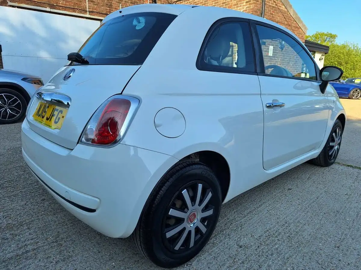 2015-fiat-500-12-pop-ss-big-7