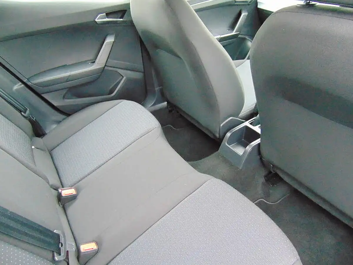 2021-seat-arona-10-tsi-se-technology-110ps-dsg-big-16