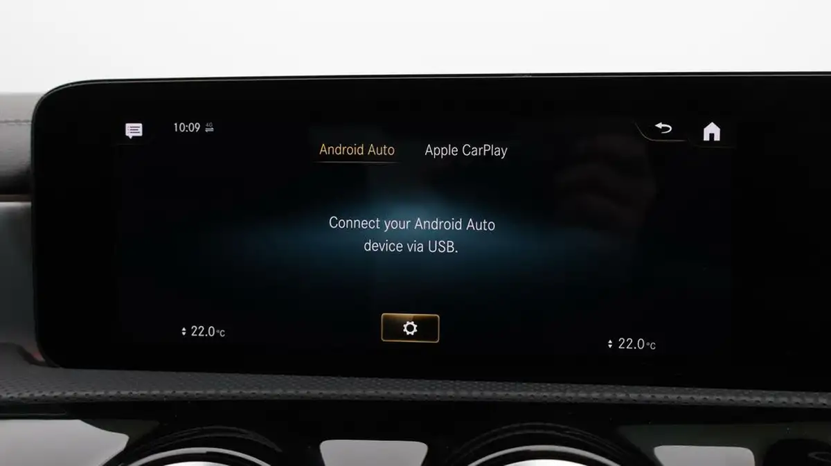 2022-mercedes-benz-cla-13-cla-180-amg-line-premium-plus-coupe-4d-big-27