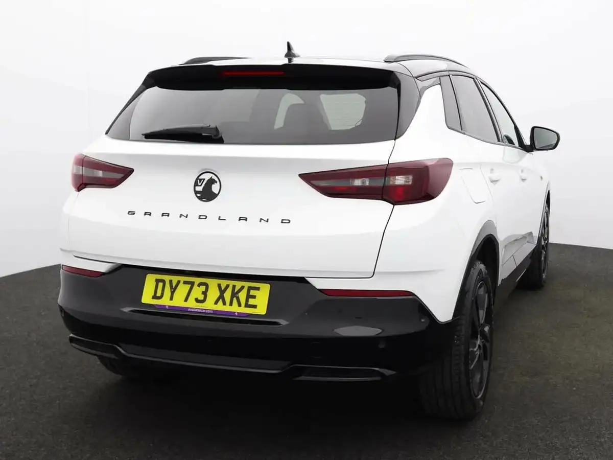 2023-vauxhall-grandland-12-gs-130ps-auto-big-4