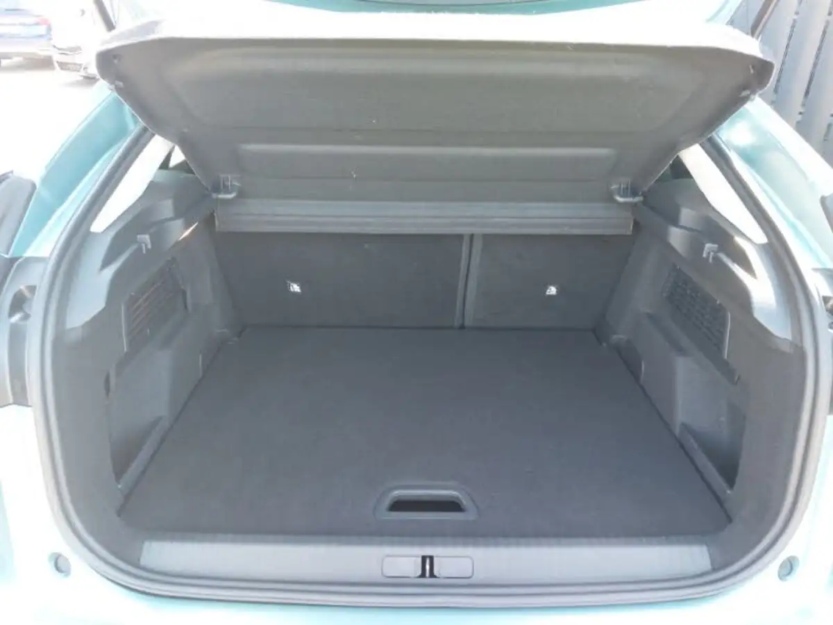 2022-citroen-c4-12-puretech-sense-plus-big-7