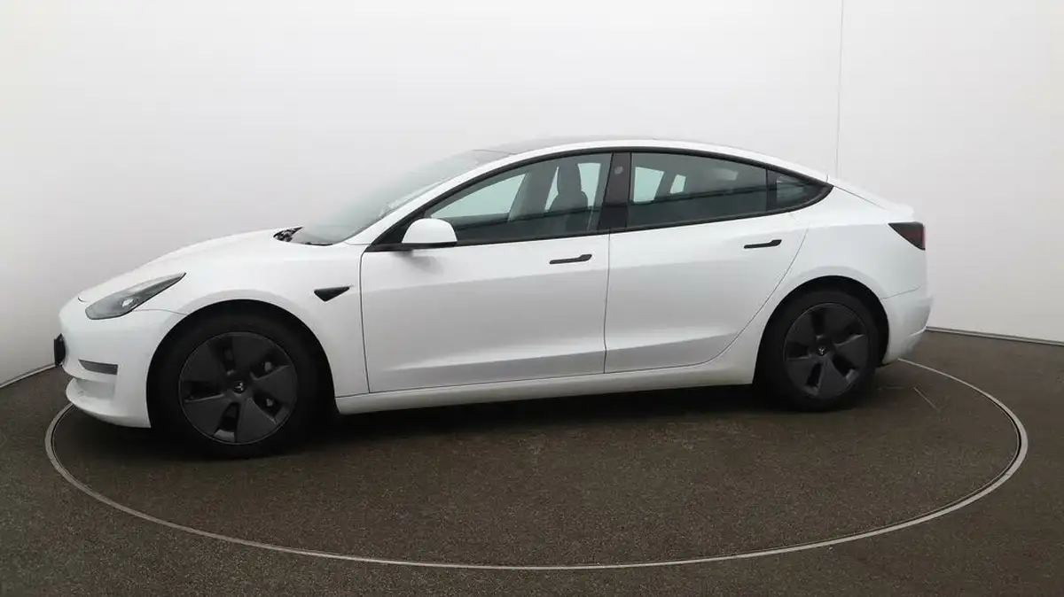 2021-tesla-model-3-e-long-range-awd-big-57