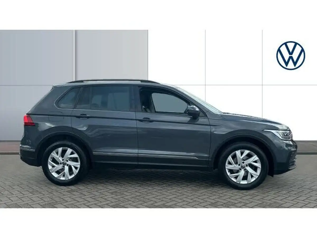 2022-volkswagen-tiguan-15-tsi-life-150ps-big-3