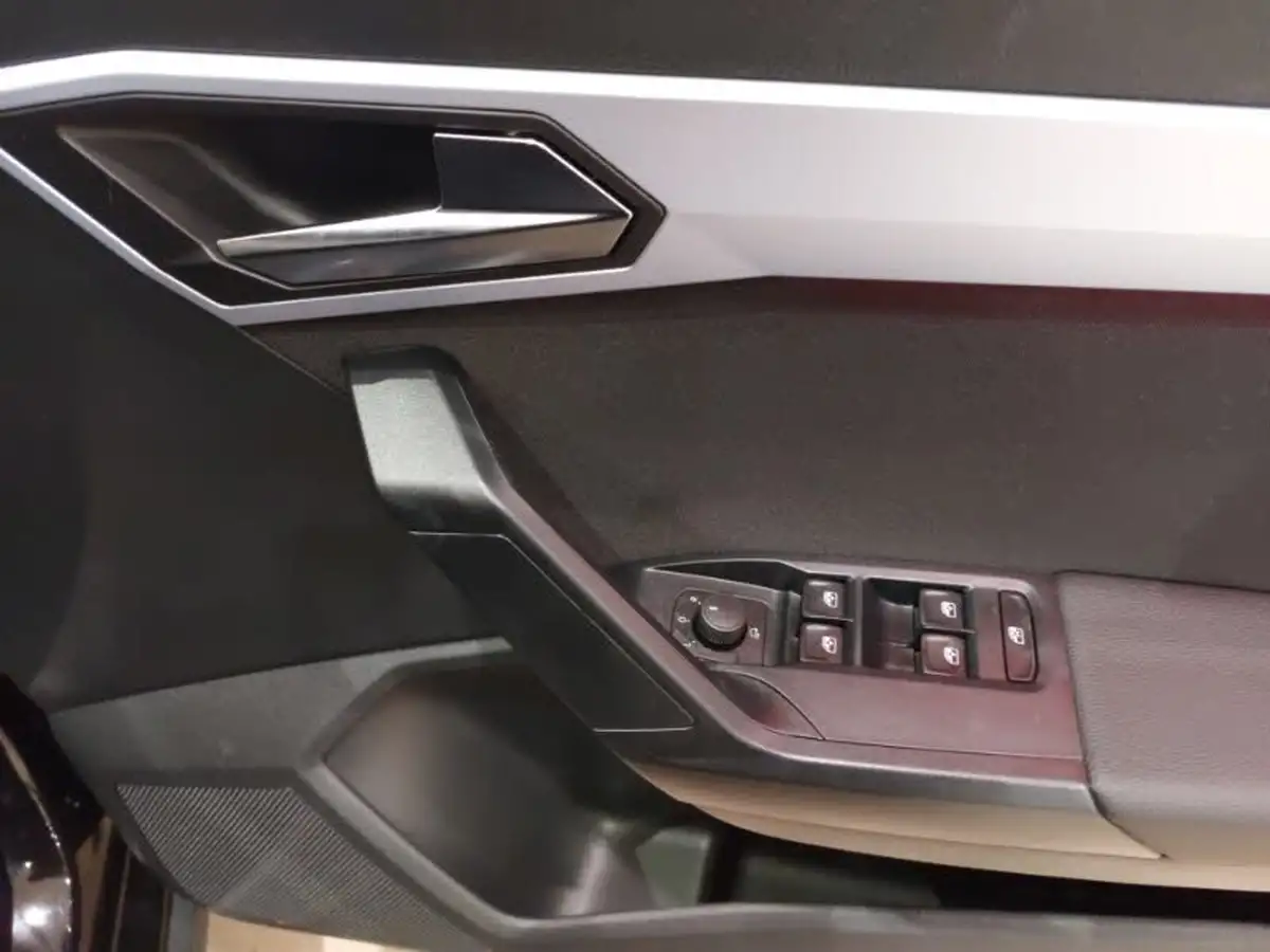 2024-seat-arona-10-tsi-fr-110ps-big-9