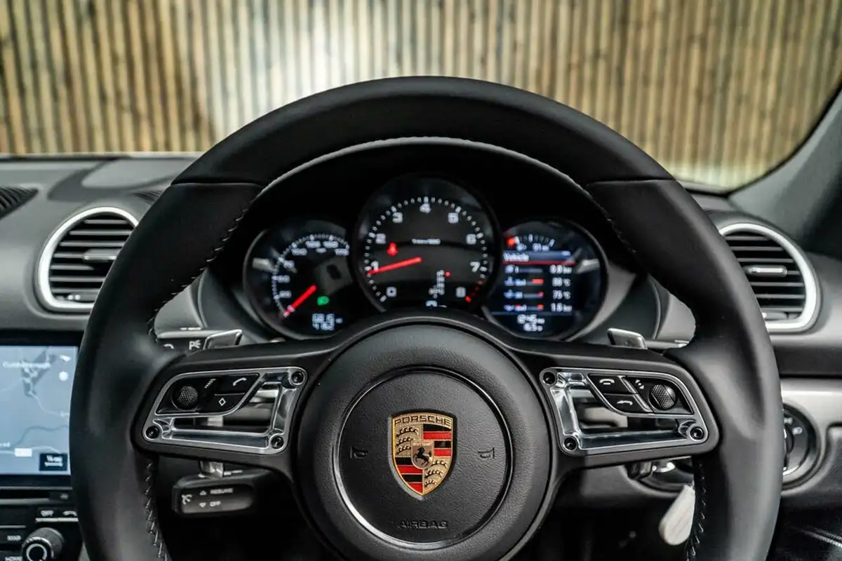 2023-porsche-cayman-718-20-cayman-style-edition-pdk-big-32