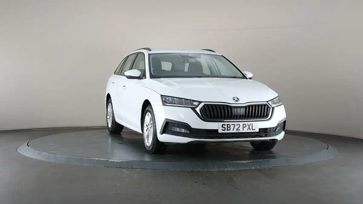 2023-skoda-octavia-20tdi-se-technology-116ps-estate-big-42