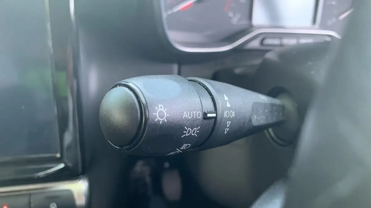 2022-citroen-c3-aircross-12-puretech-shine-110ps-big-26