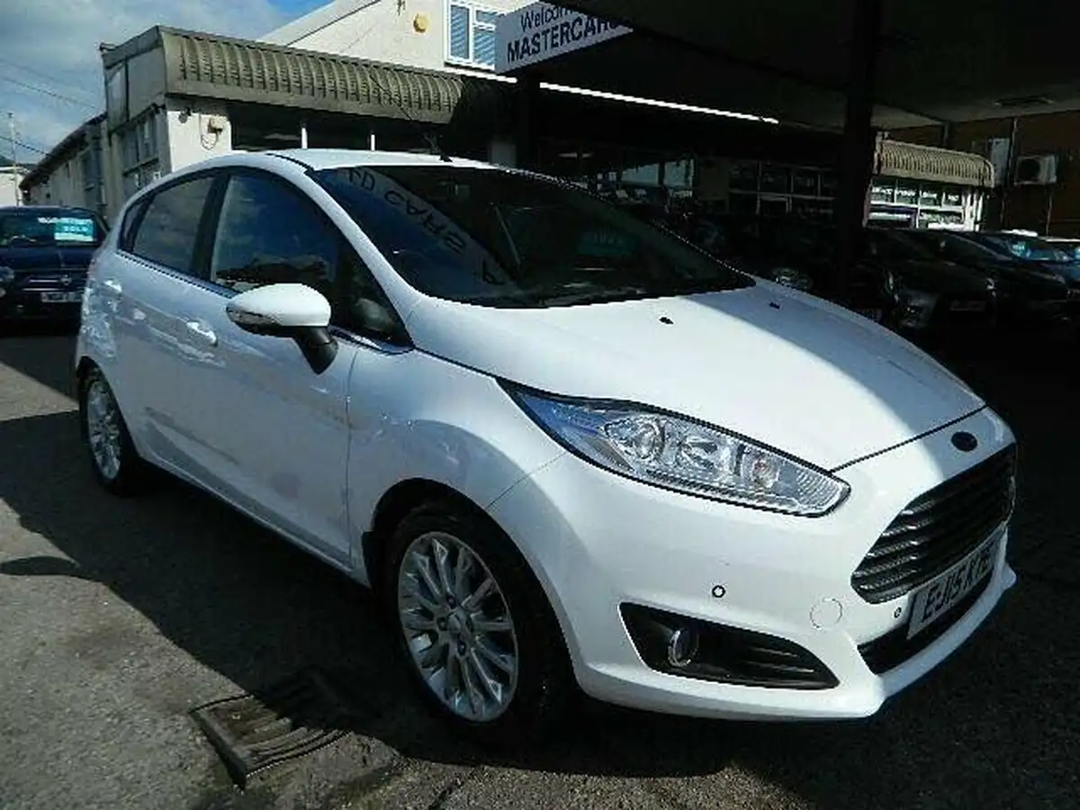 2015-ford-fiesta-10-titanium-x-100ps-ss-5d-big-0