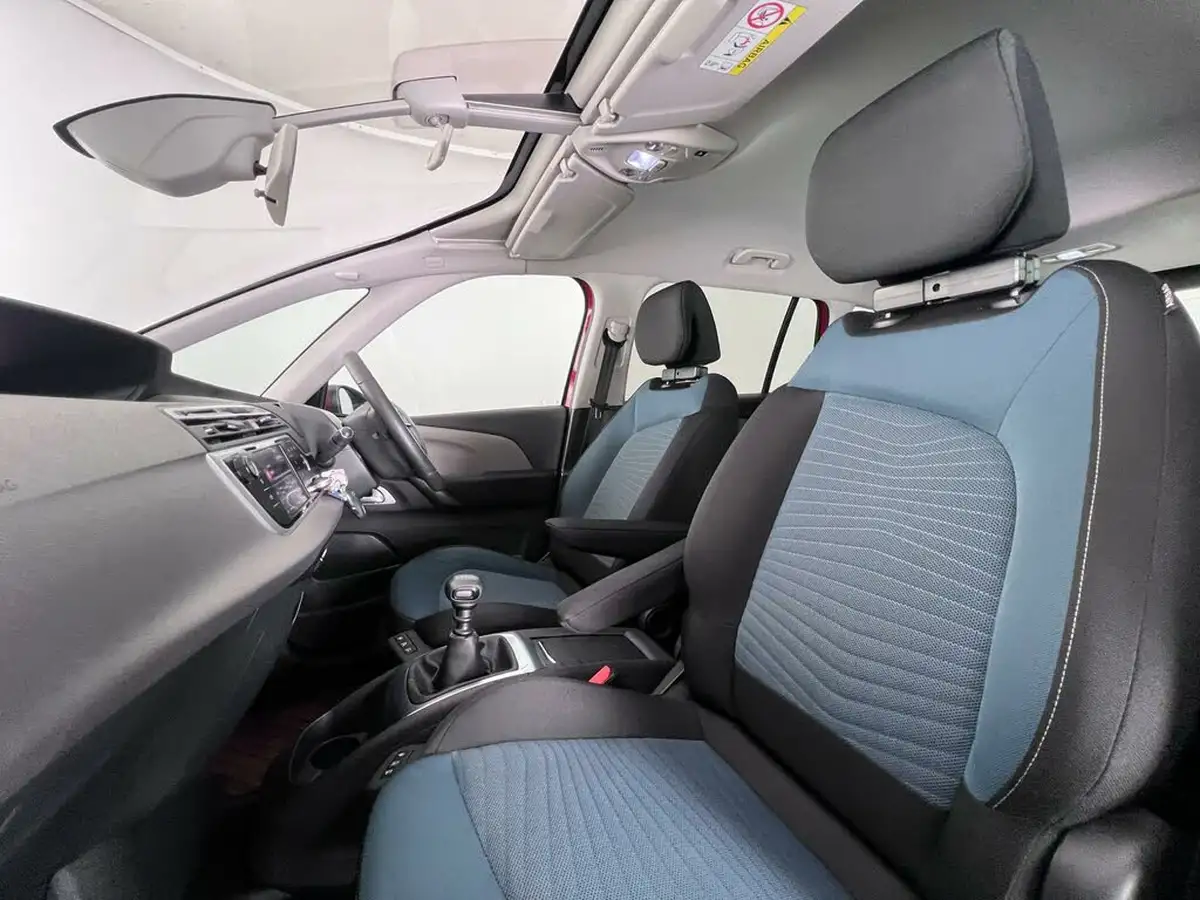 2019-citroen-grand-c4-spacetourer-15bluehdi-feel-big-11