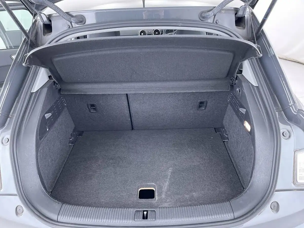2018-audi-a1-16tdi-sport-nav-sportback-5d-big-9