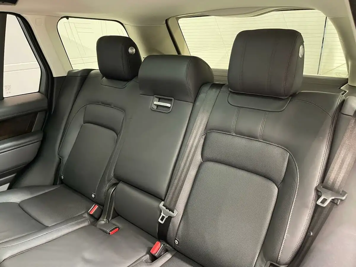 2022-land-rover-range-rover-30-d300-vogue-big-39