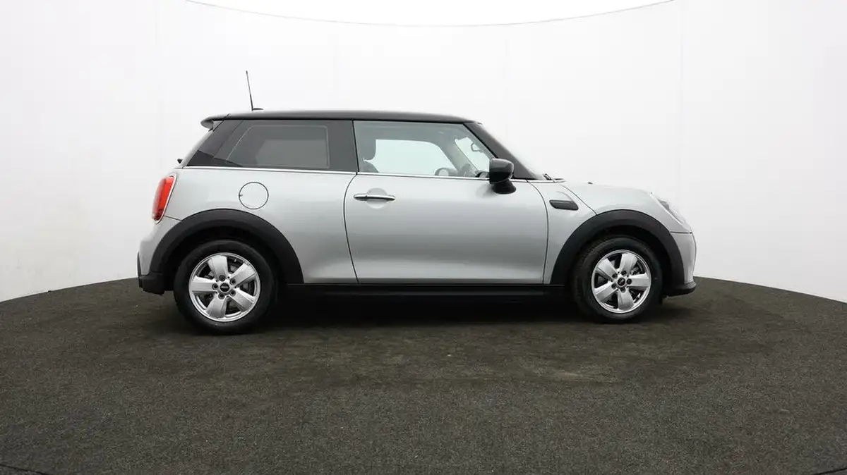 2023-mini-cooper-15-cooper-classic-premium-auto-hatchback-3d-auto-big-30