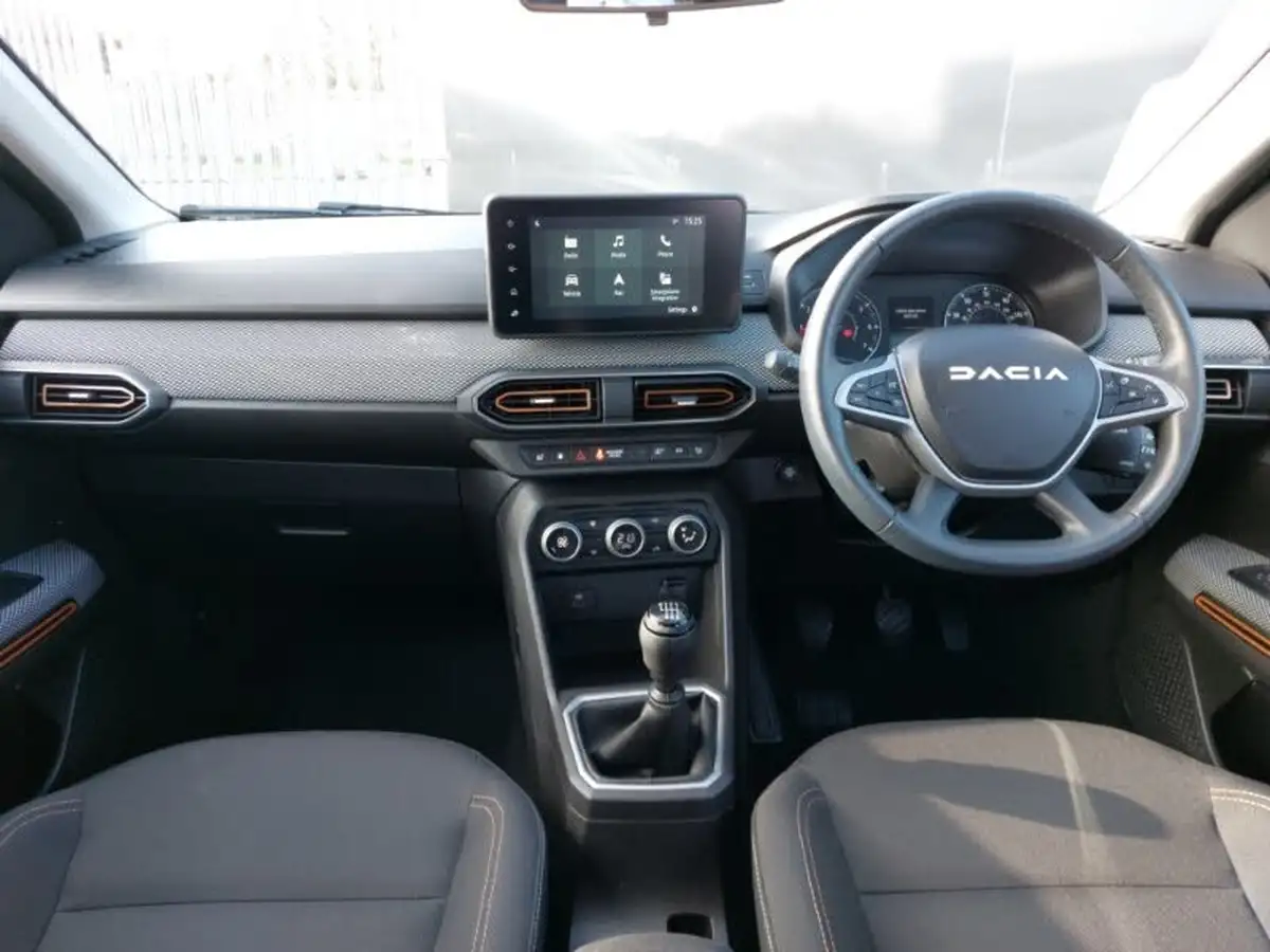 2023-dacia-sandero-stepway-10-tce-journey-90bhp-big-2