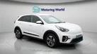 2022-kia-niro-ev-e-2-small-1