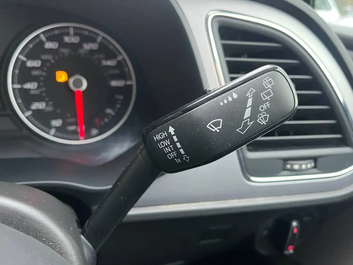 2019-seat-leon-10-tsi-se-dynamic-estate-big-41