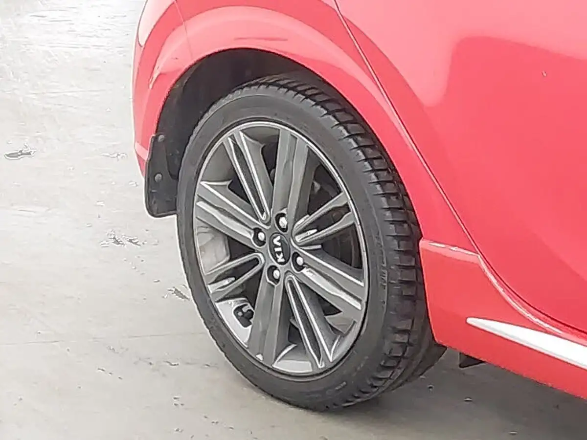 2018-kia-picanto-10-gt-line-big-8