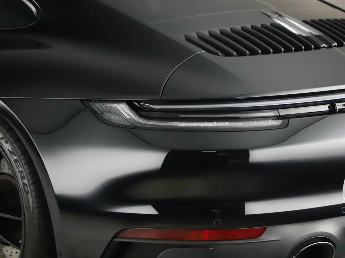 2022-porsche-911-30-carrera-4-gts-coupe-big-11