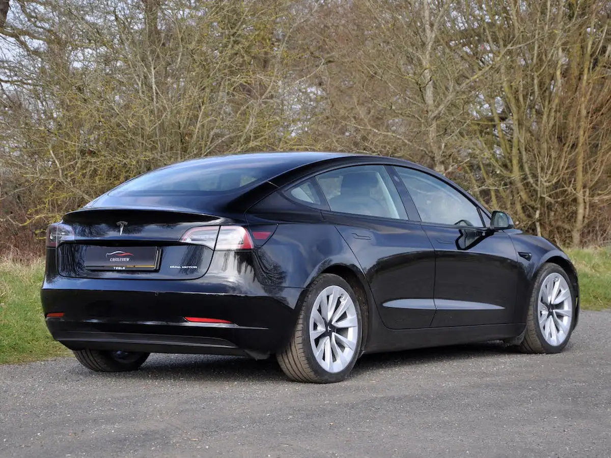 2021-tesla-model-3-e-long-range-4x4-big-4