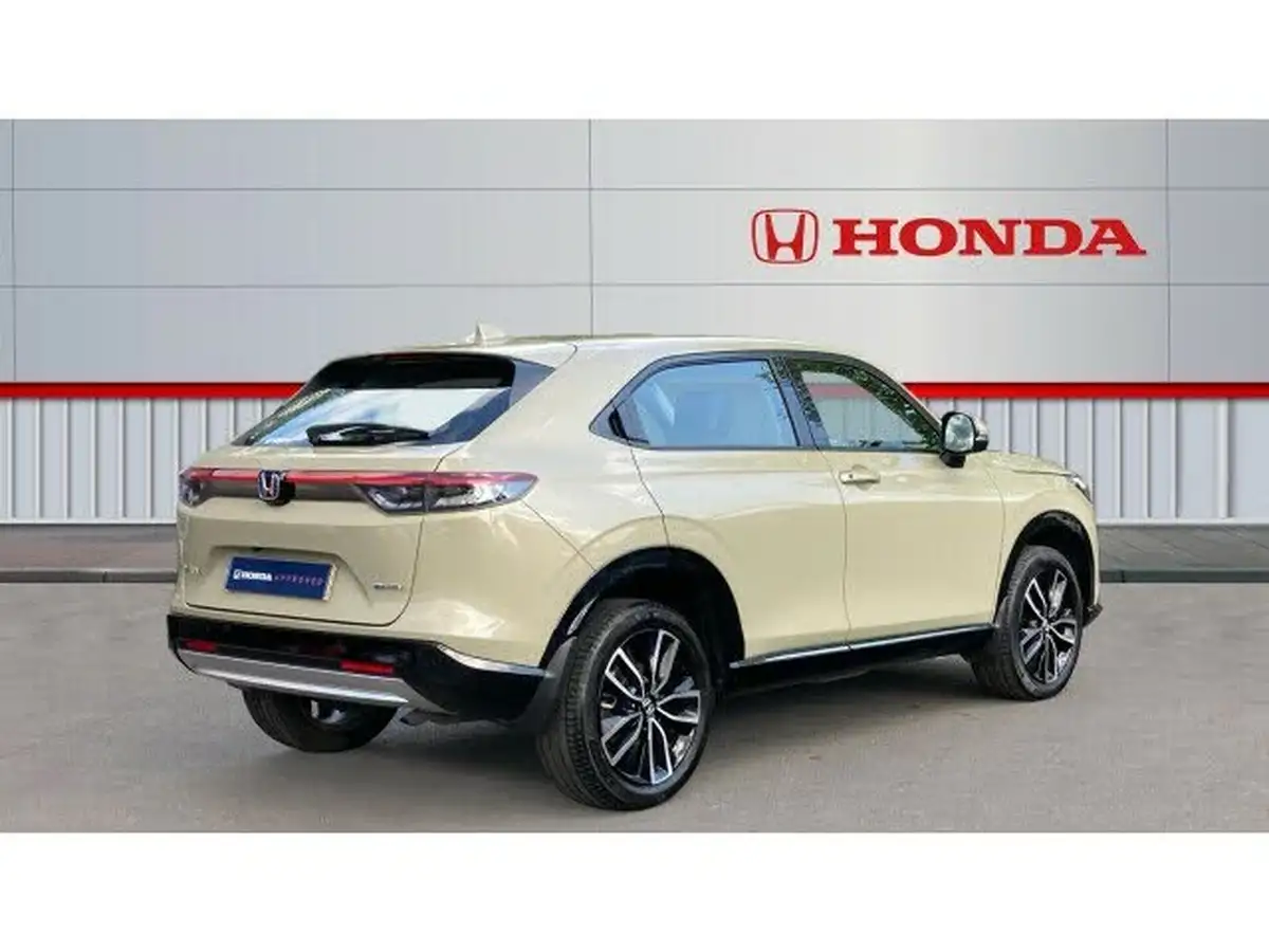 2022-honda-hr-v-15-i-mmd-advance-big-11