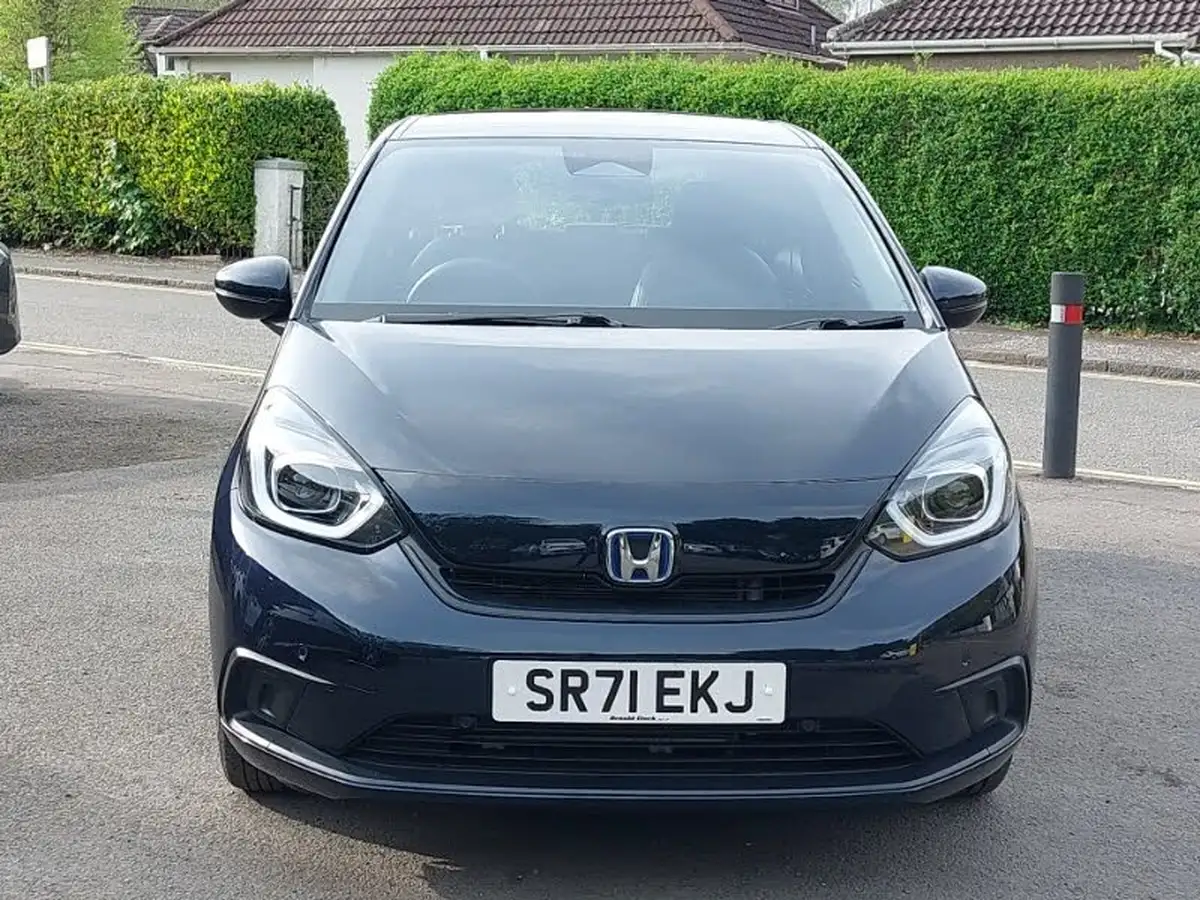 2021-honda-jazz-15-i-mmd-sr-109ps-big-11