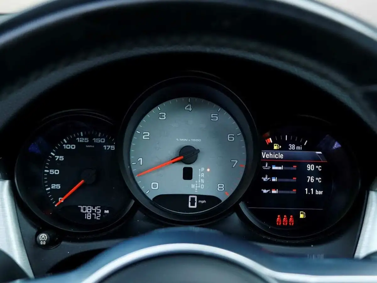 2019-porsche-macan-30-v6-s-big-12