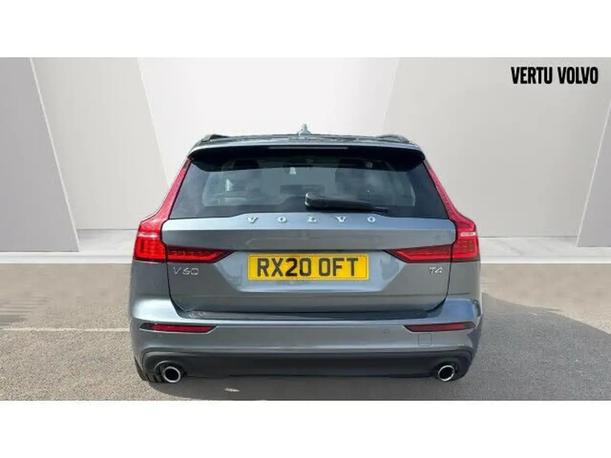 2020-volvo-v60-20-t4-momentum-plus-big-12