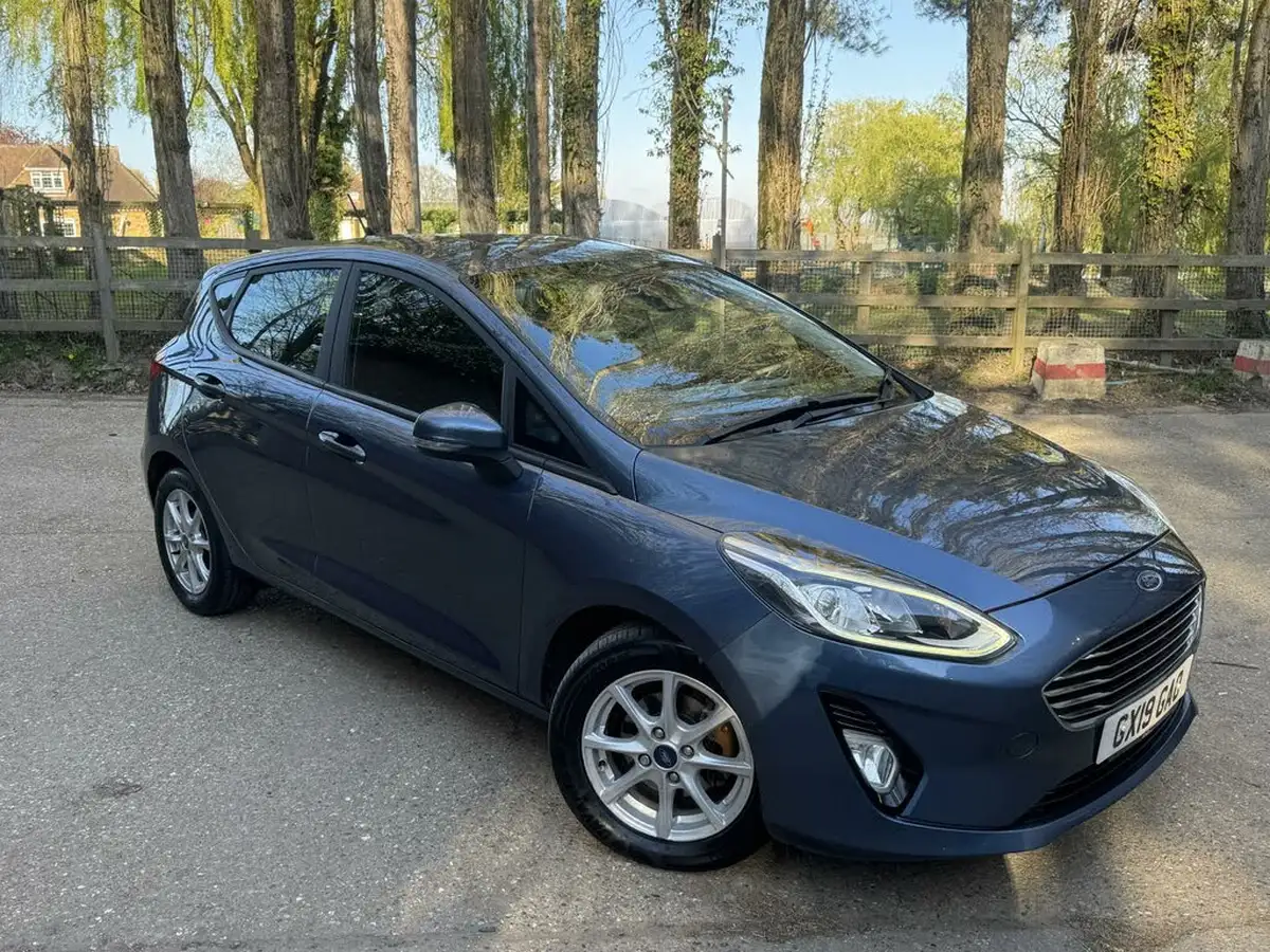 2019-ford-fiesta-10t-zetec-5d-big-4