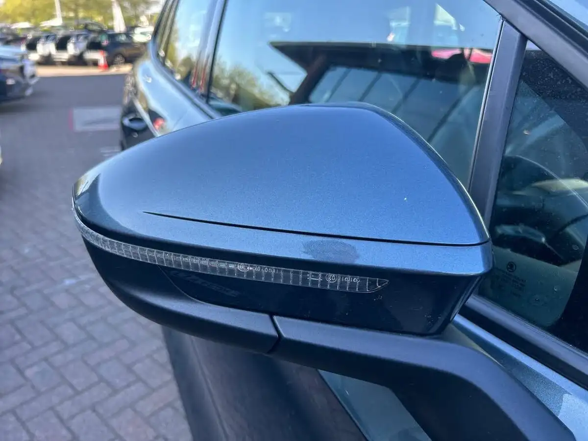 2021-skoda-enyaq-e-60-62-kwh-big-21